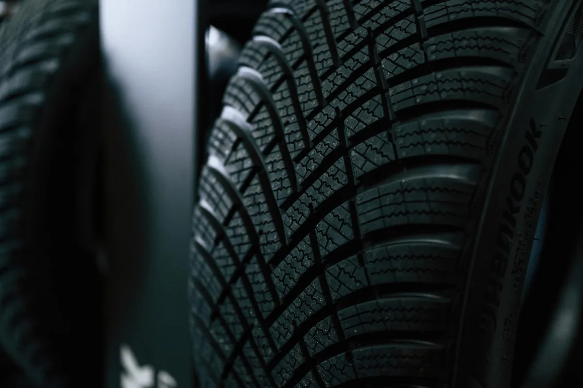 Opony Pirelli: co warto wiedzieć przed zakupem